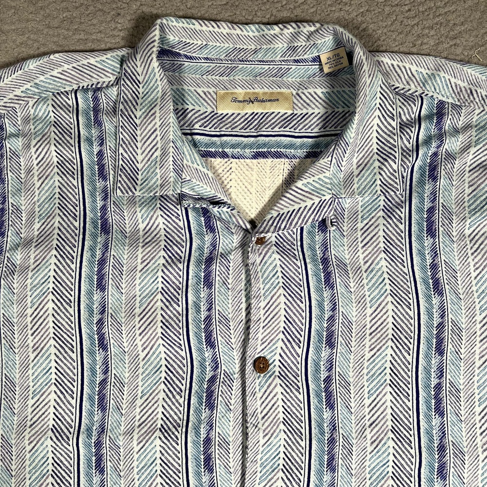 Tommy Bahama Shirt Mens XL Blue Silk Rayon Blend‎ Camp Loop Collar Casual Preppy